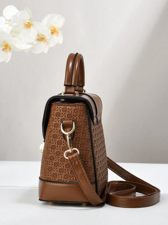 Three-Dimensional Box-Shaped Crossbody/Handbag