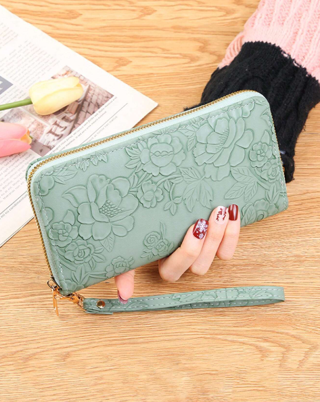 Floral Pattern Clutch Purse