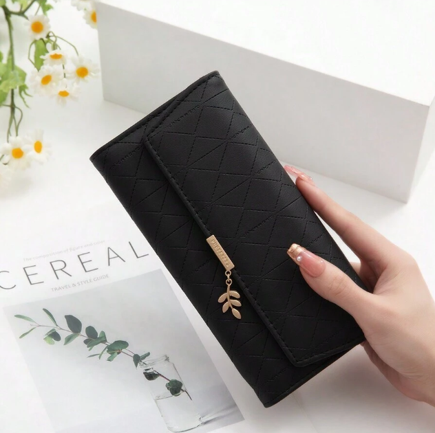 Simple Line inprinted Pattern Clutch Purse - Black/Green/Beige