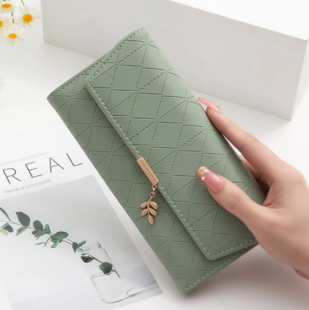 Simple Line inprinted Pattern Clutch Purse - Black/Green/Beige