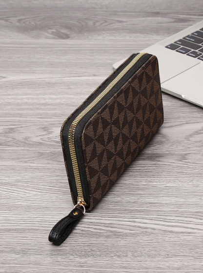 Retro Floral Pattern Clutch