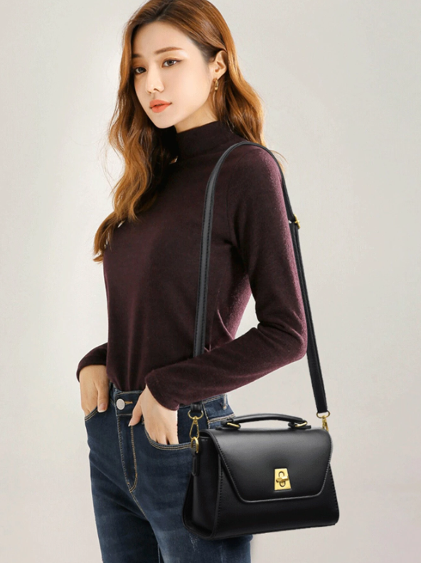 Twist Lock Crossbody/Handbag