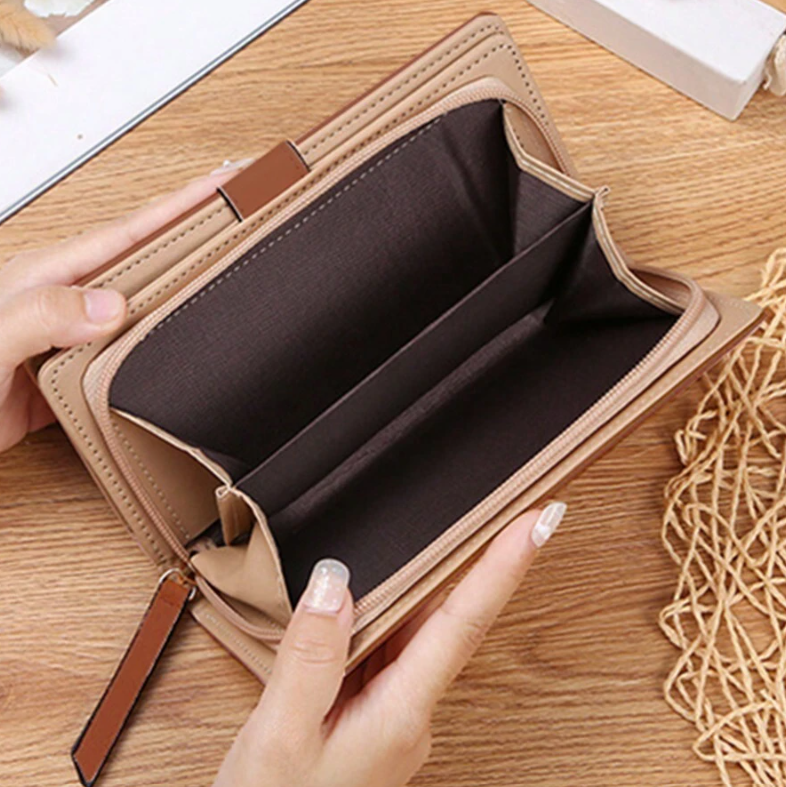 Leaf Design Clutch - Brown