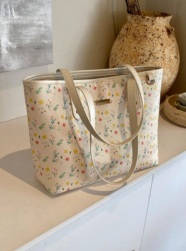 Spring Floral Pattern Tote