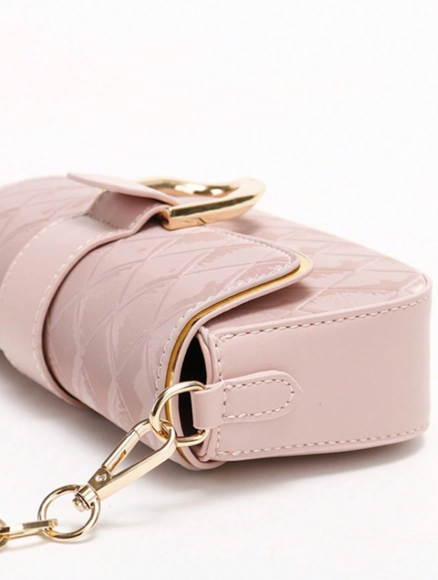 Diamond-Pattern Bag