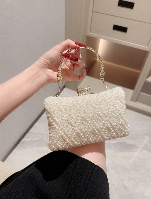 Romantic Pearl Handbag/Clutch