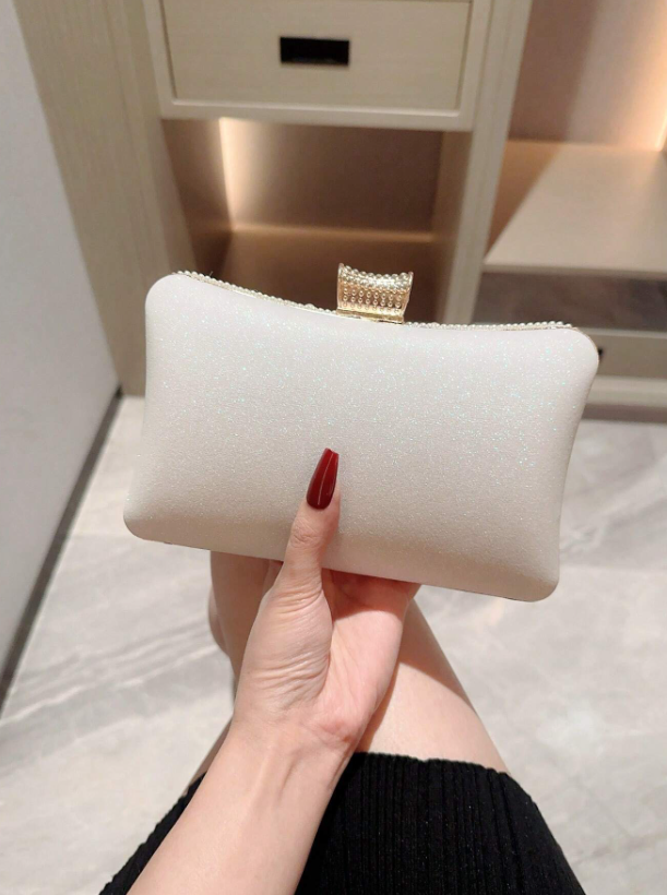 Romantic Pearl Handbag/Clutch