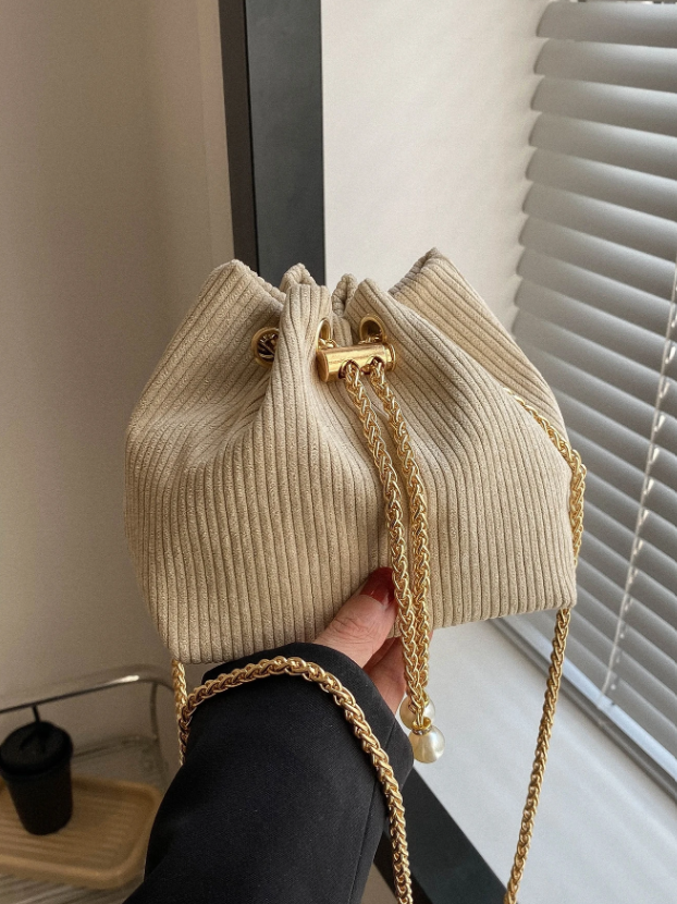 Chain & Faux Pearl Decor Bucket Crossbody