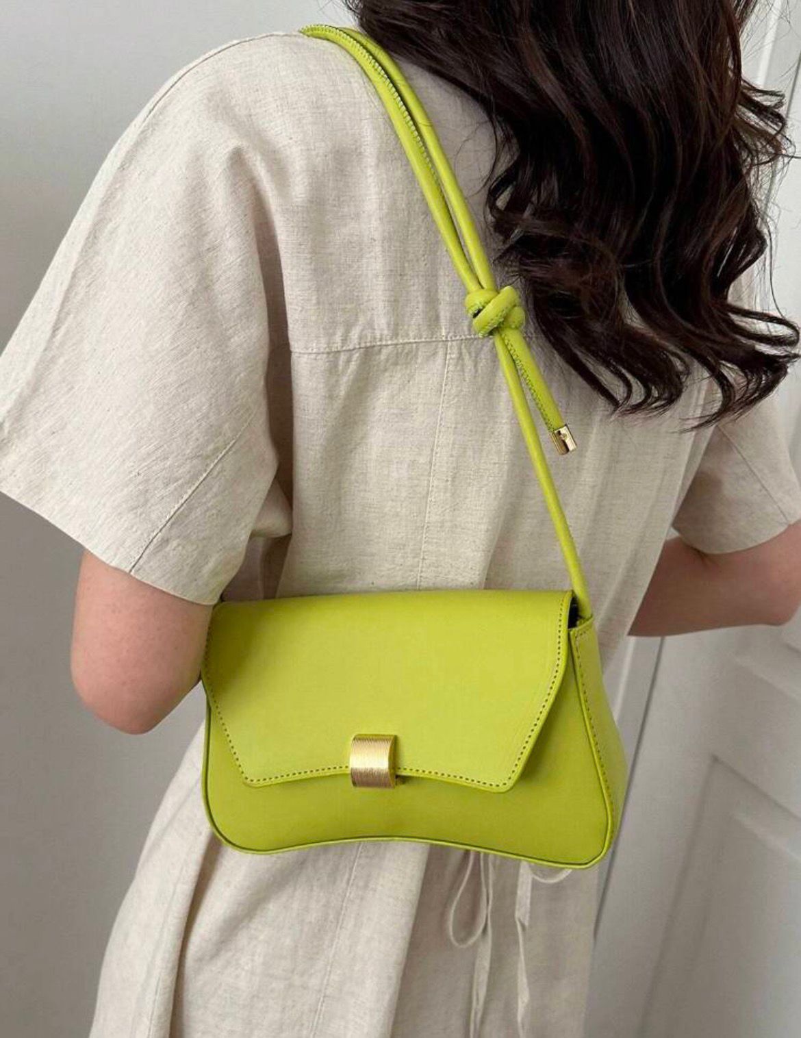 Chic Green Underarm