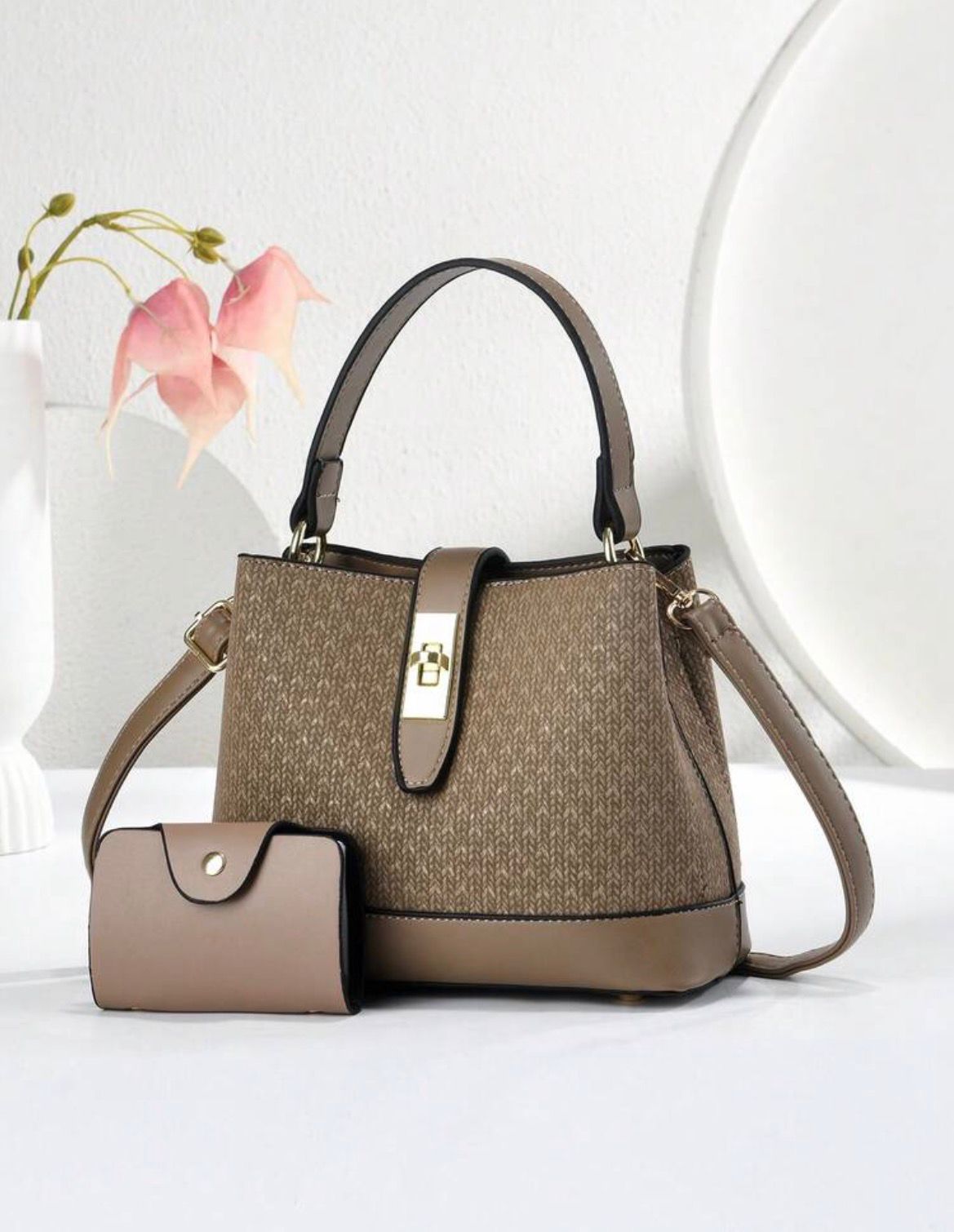 Versatile Women's Handbag/Crossbody