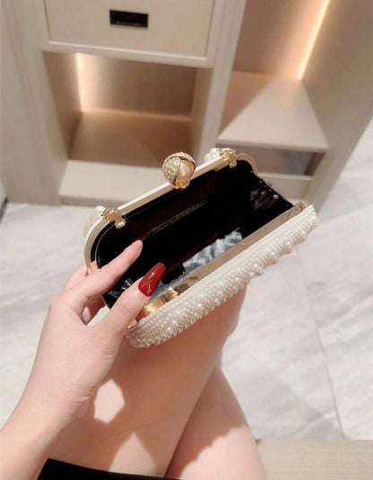 Pearl Design Crossbody/Handbag