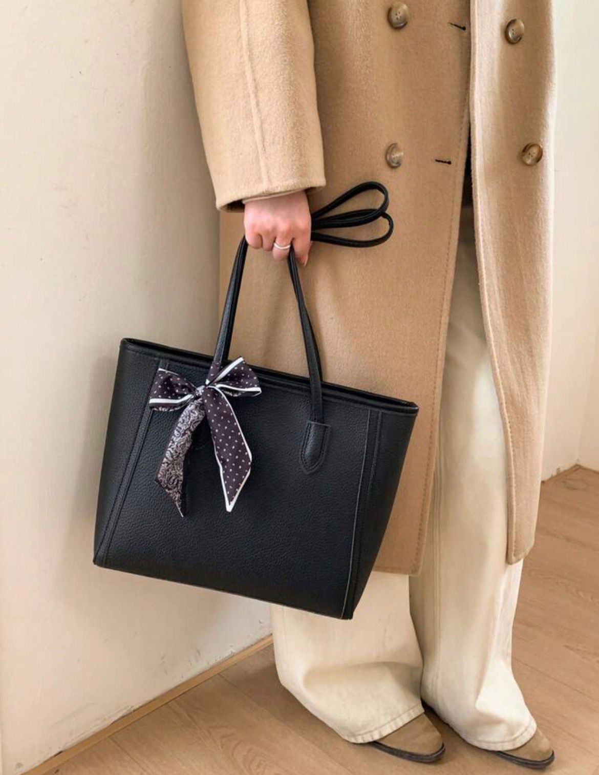 Vintage Tote with Scarf Tie - Black/Coffee Brown